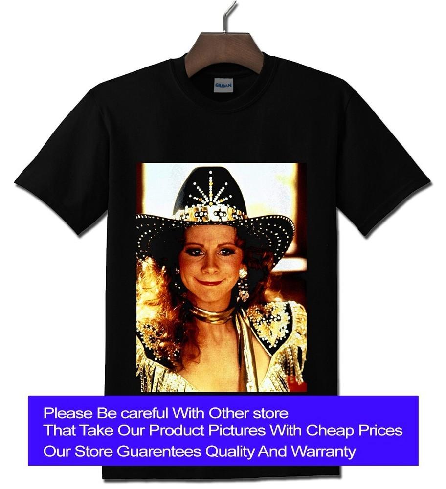 Reba McEntire T-shirt, New T shirt, Mom, Father gift T-shirt S - 5XL Unisex T-Shirt