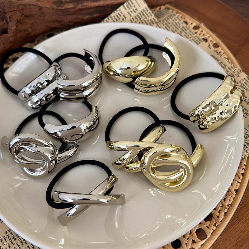 Cool Elegant Temperament Geometric Metal Hair Rope for Woemn Korean Style High Elasticity Does Not Hurt The Hair Scrunchies Fash