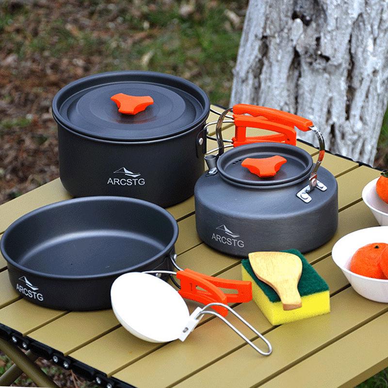 Набор походной посуды ARCSTG: Портативный походный чайник, сковорода и посуда для приключений в дикой природе.