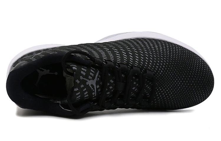 Air Jordan B Fly 'Черный Темно-серый Чистый платиновый' 910209-011