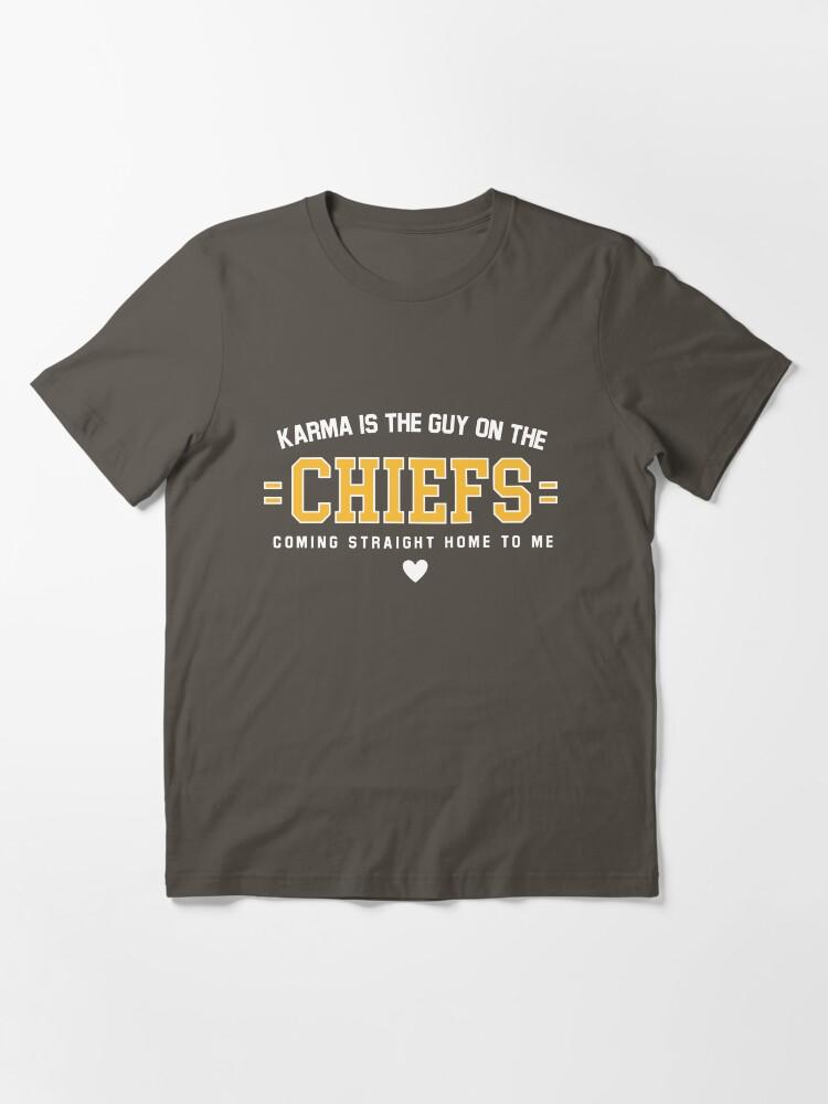 Карма — это парень из команды Chiefs 2023 Базовая футболка