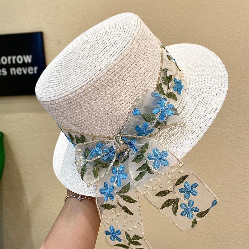 Женская соломенная плетеная шляпа-цилиндр с короткими полями, летняя, кружевная, вышитая, фиолетовая, с плоским верхом, солнцезащитная и защищающая от солнца, соломенная шляпа