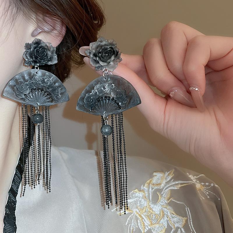 GemChic Women's Earrings Chinese Style Resin Flower Fan Fringe Vintage Long Drop Earrings Birthday Christmas Jewelry Gift