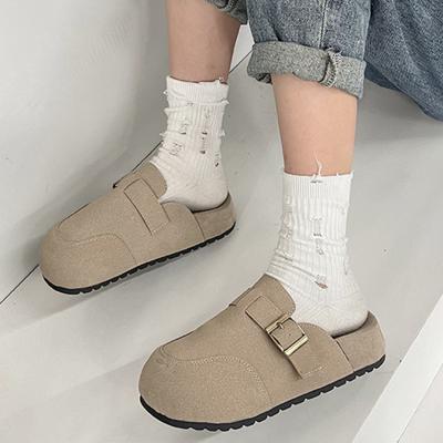 Мода 2024 года. Модные женские замшевые мюли на платформе. Тапочки. Сабо. Сандалии с пробковой стелькой и поддержкой свода. Пляжные шлепанцы. Домашняя обувь.