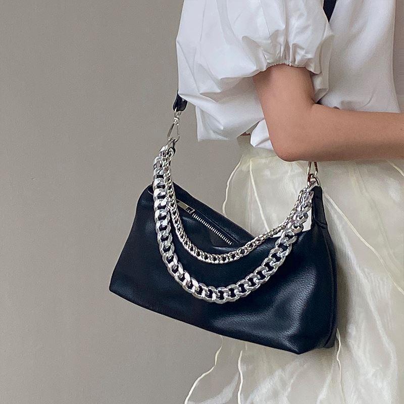 Новые сумки через плечо Advanced Women's Temperament Black Dual Purpose Chain Axillary Bags Fashion Trend Niche Leisure Commuter Bags