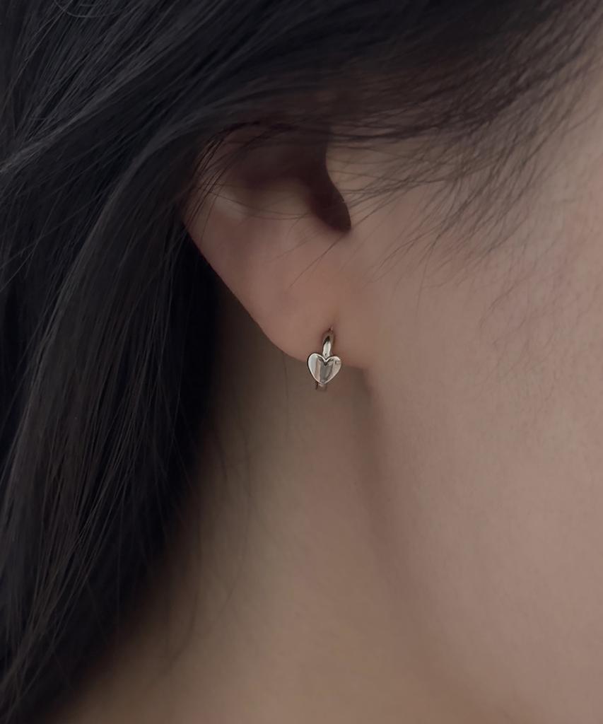 Faye 14K Petit Heart Earrings
