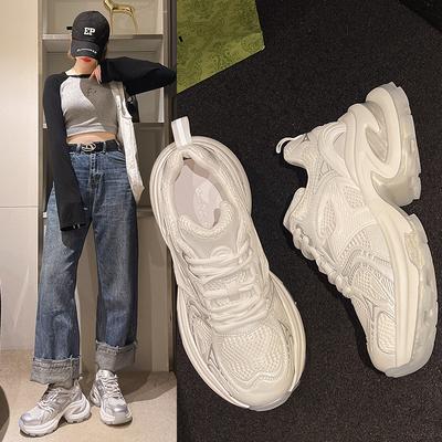 Женская обувь – Кроссовки