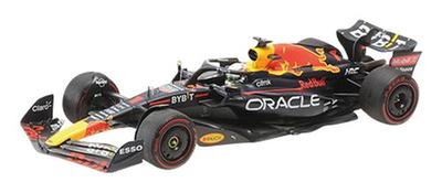 Minichamps Масштаб Oracle RB18 Ферстаппен Венгрия Гран-при 2022 Победитель Готовое изделие 1/18