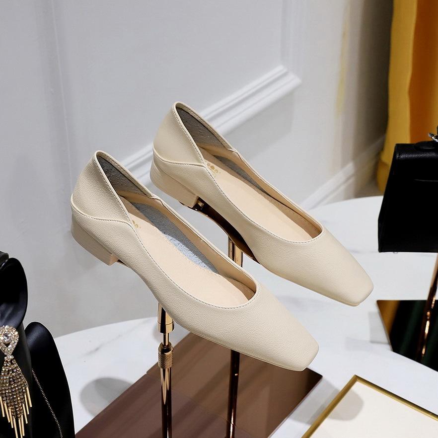 Женские модные туфли на плоской подошве в стиле ретро для отдыха и поездок на работу, одинарные туфли из мягкой кожи с квадратной головкой