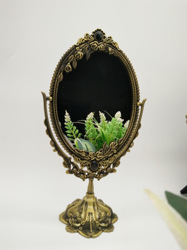 Qinggu 7-Inch Minimalist Desktop Makeup Mirror