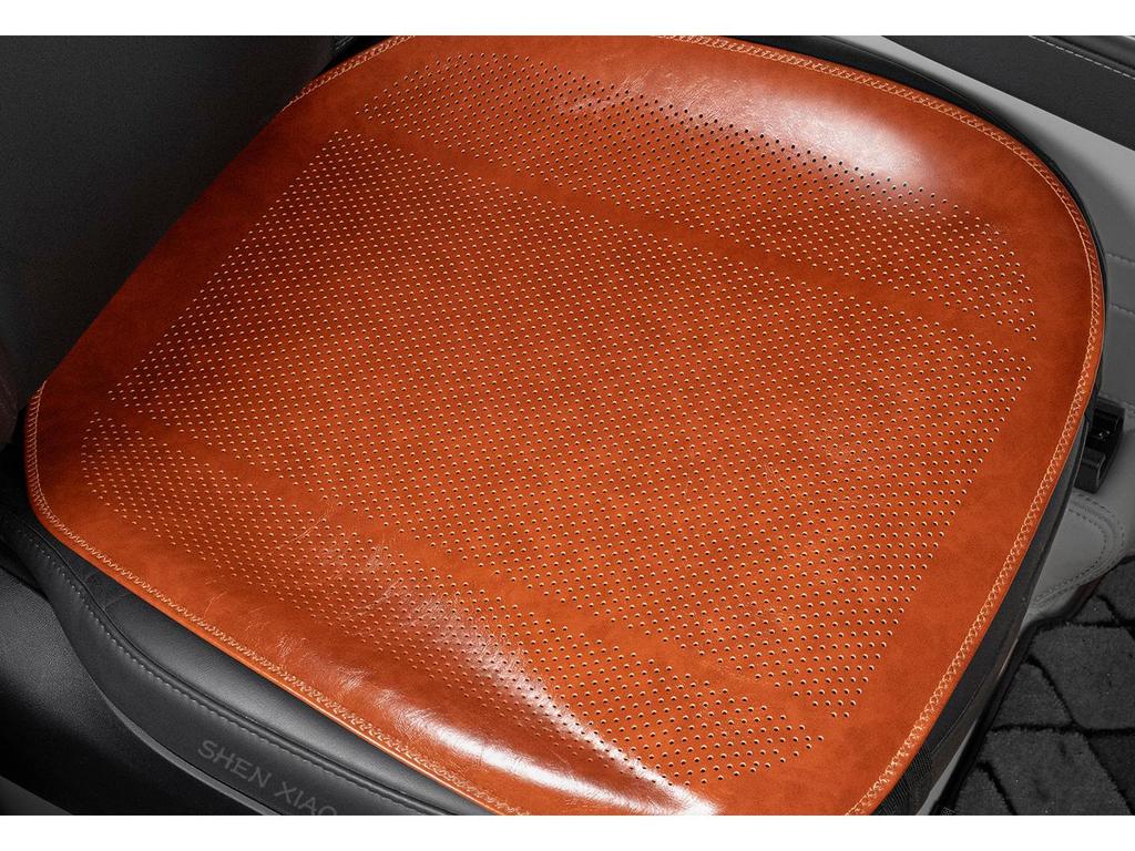 Универсальные летние чехлы на автокресла для Toyota: Corolla, Camry, RAV4, Levin, Avalon, Vios.