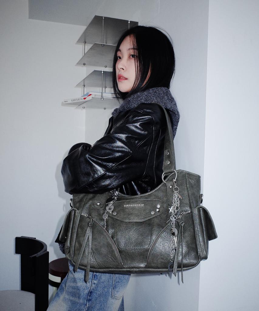 Iugamakaras Studded Leather Shoulder Bag (Khaki)