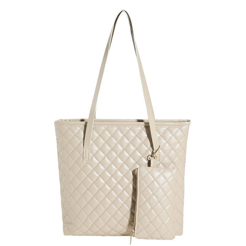 Stylish Large Capacity Quilted Shoulder Tote Bag For Women Urban Chic Handbag 2023 Trend