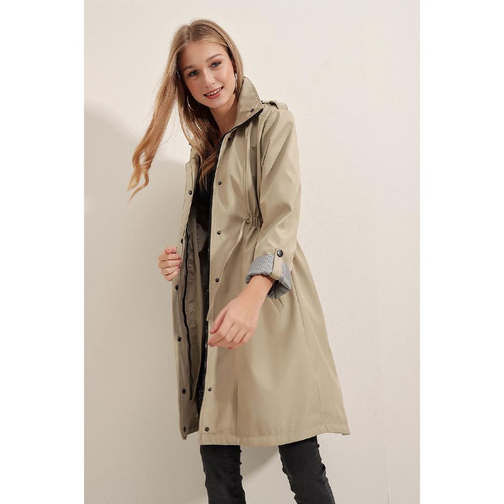 5808 Trench Coat With Waist Tie - Beige