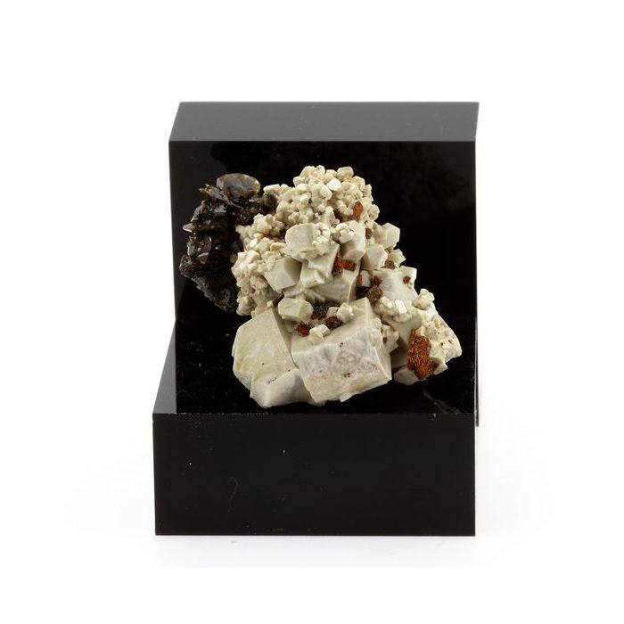 Sphène sur Orthose 167.2 carats