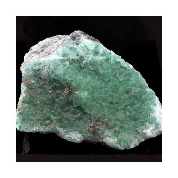 Fluorite + Pyrite 911.1 carats