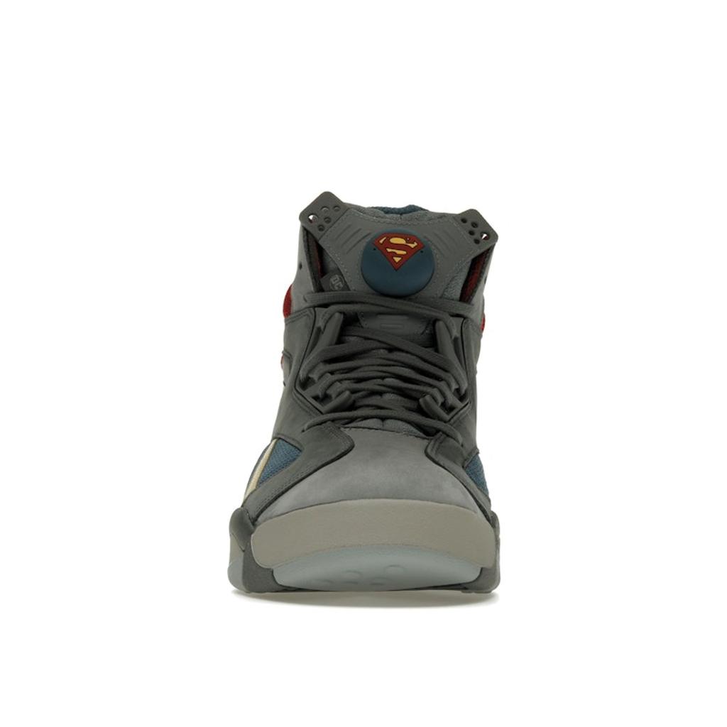 DC Comics x Reebok Shaq Attaq Man of Steel Унисекс Кроссовки Серый Сплав Отважный Синий HQ4587