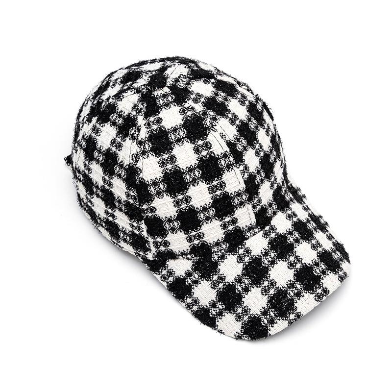 Шапка женская осенне-зимняя солнцезащитная шапка зимняя теплая бейсболка кепка в клетку