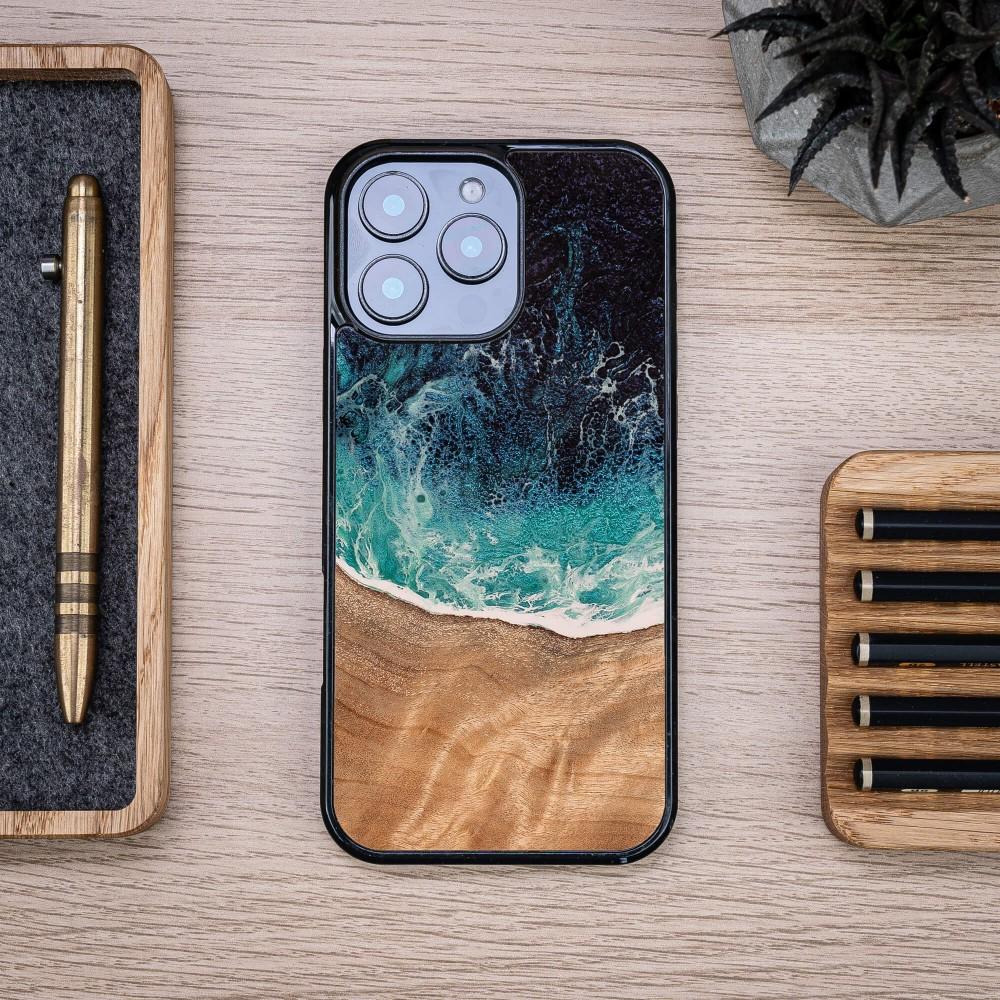 Bewood Unique case for iPhone 16 Pro Max - Dream Island