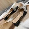 Новые женские тапочки Baotou на толстом каблуке с жемчужным декором для головы, средний каблук, мягкая подошва, полупряжка, крутая верхняя одежда