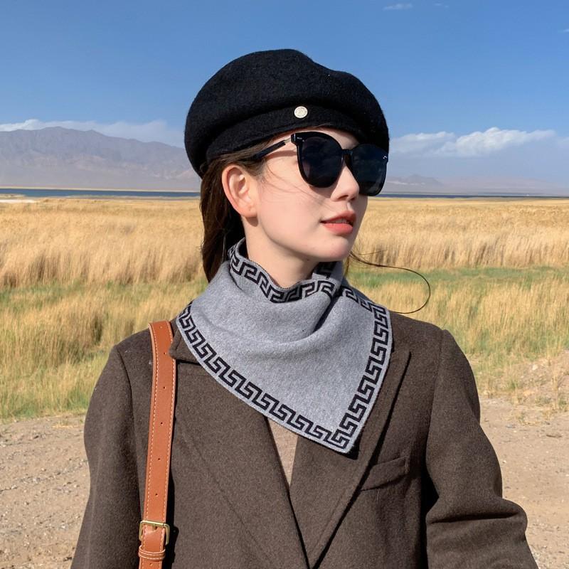Womens Warm Lightweight Knitted Scarf Outdoor Travel Winter Fashion Accessory Stylish Neck Wrap