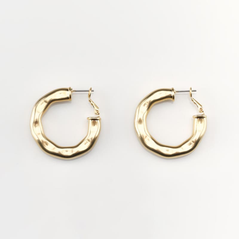 Fine O’ Kind Moonlight earring