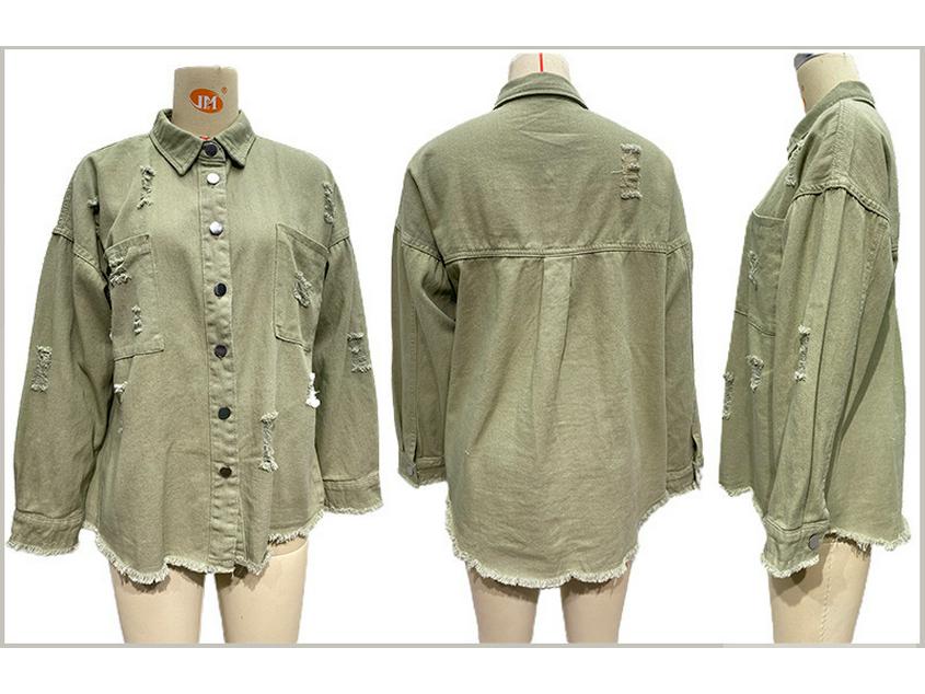 Джинсовая куртка с потертостями и разрывами в европейском и американском стиле для женщин 2025 года