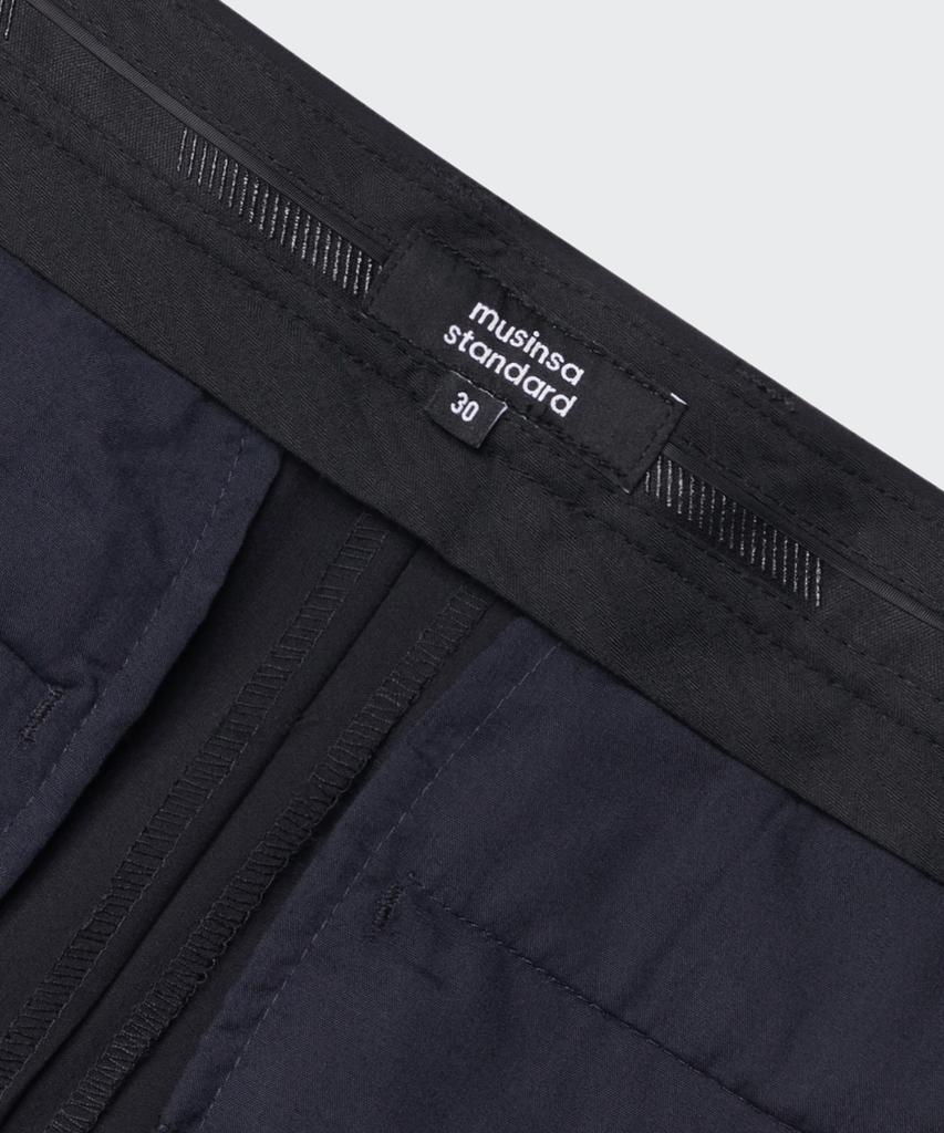 MUSINSA STANDARD [Cooltandard] Relaxed Tapered Hidden Banding Crop Slacks [Navy]