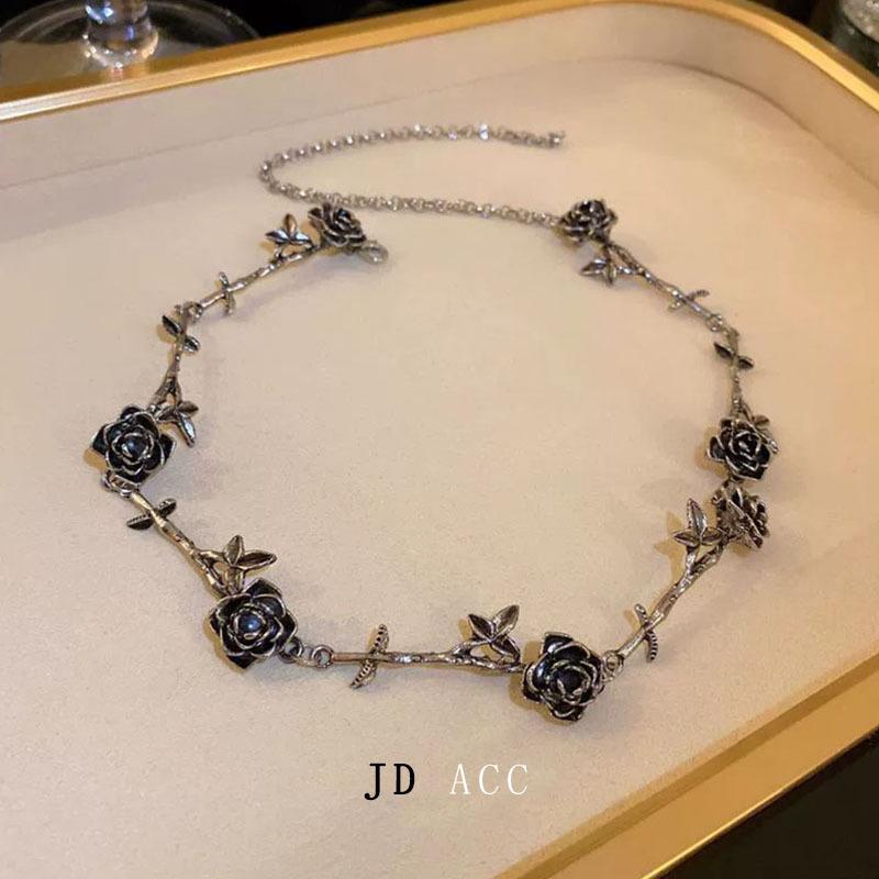 Camellia Flower Leaf Necklace with Fashionable European and American Design Sense Retro Trend Collarbone Chain Niche Temperament Necklace