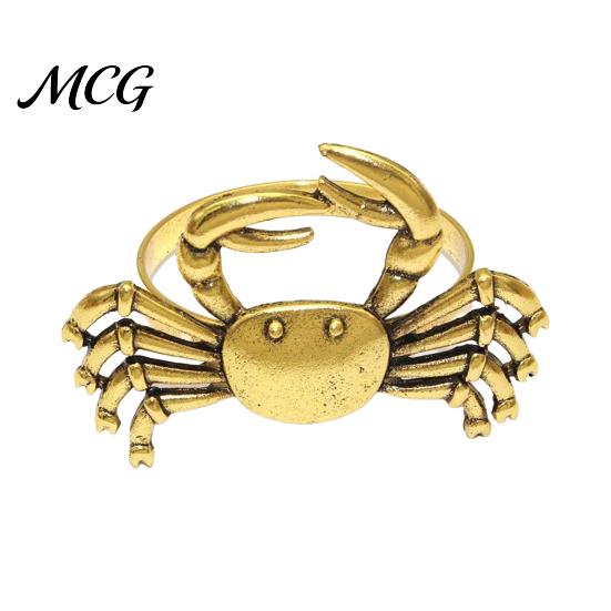 Fade Resistant Napkin Rings Crab Ring, Reusable Metal Holder, Coastal Sea Life Holder for Summer Gatherings Beach House Parties Wedding Decor
