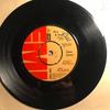 7-дюймовая пластинка JESSE GREEN Nice Slow EMI2492 EMI 1976 UK SoulFunk Б/у
