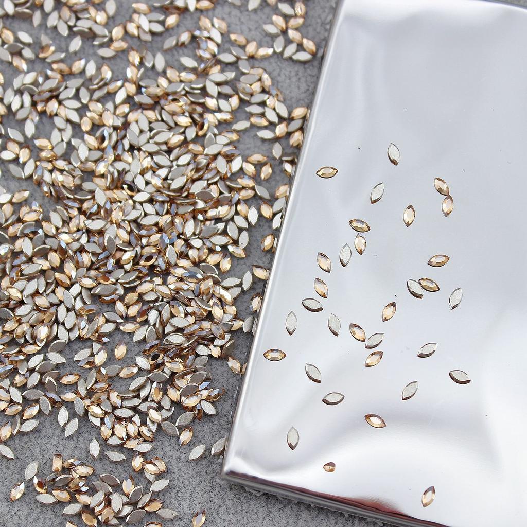 Super Flash K9 White Crystal Flat Bottom Inverted Edge Nail Art Diamond Prism 1:1 Imitation Huazi Inverted Edge Does Not Fall Off The Bottom Nail Art