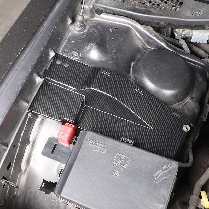 Наклейки на крышку двигателя с проводом от пыли, подходят для Dodge Charger 2011 Up для Dodge Challenger 2015 Up, аксессуары для интерьера из АБС-пластика