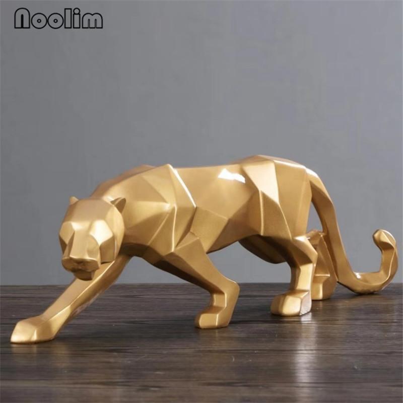 Geometric Gold Panther Sculpture – Resin Leopard Statue for Office, Home, or Bar Decor