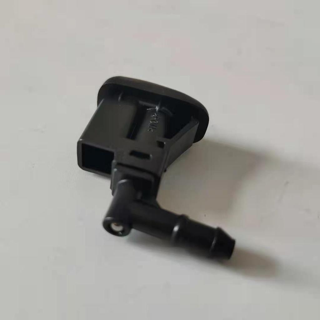 Форсунка омывателя лобового стекла BMW 3 серии E46 61667056732