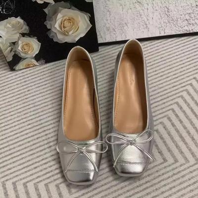 Мода Туфли на низком каблуке с закрытым носком Женские туфли на плоской подошве Платье из резины ПУ Туфли на низком каблуке Женские туфли на плоской подошве Платье из ПУ