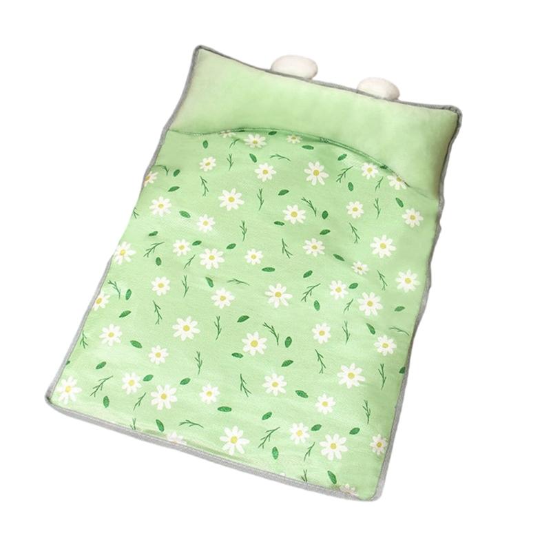 Lovely Pattern Pet Cooling Mat For Small Dog Cats Soft Ice Silk Fabric Bedding Machine Washable Nonslip Design Pet Bed