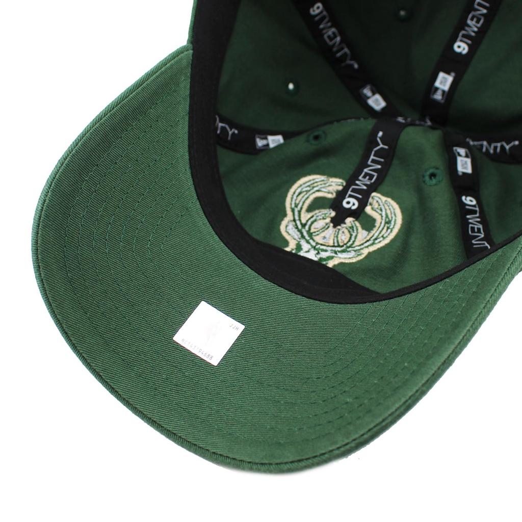 Кепка 9TWENTY с ремешком Milwaukee Bucks NBA CORE CLASSIC CAP ЗЕЛЕНАЯ КЕПКА MILWAUKEE BUCKSS 920 [New Era] [Б/У]