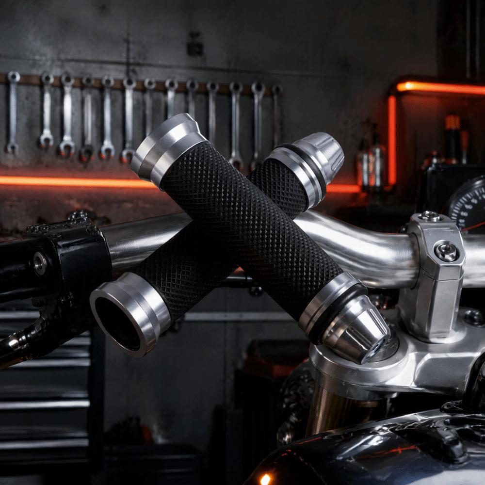 2PCS 7/8" 22mm Diameter Motorcycle Handlebar Grips Rubber Handlebar Grips For Motorcycle
