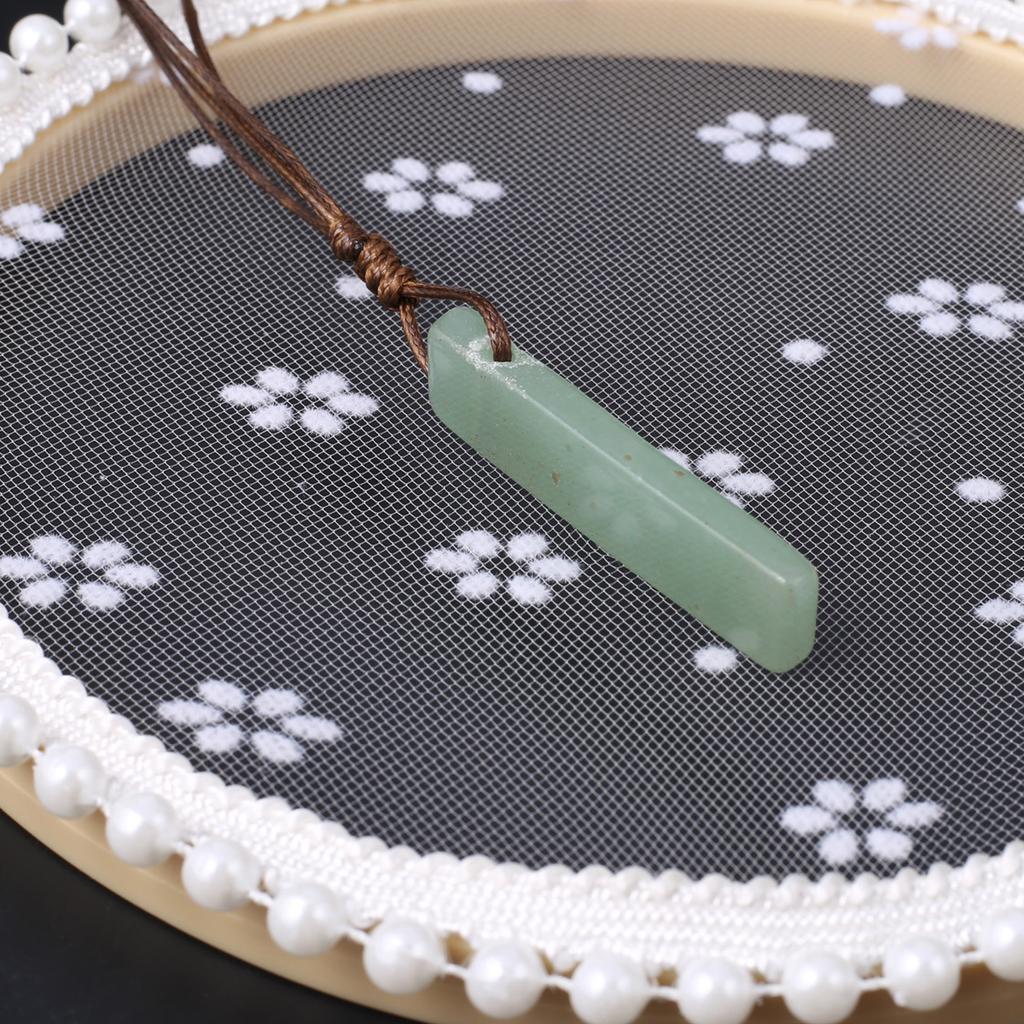 Женское ожерелье из натурального камня, зеленое ожерелье с авантюрином, нерегулярный кулон, подвески для женщин, романтический подарок на день рождения