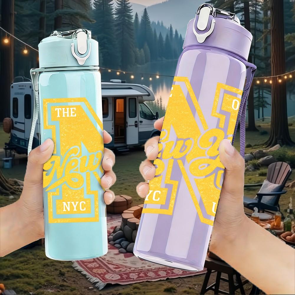 1PC Letter N Monogram 750ml Color Plastic Sports Water Bottle Leakproof Flip Straw Lid Suitable for Sports Office Home Use