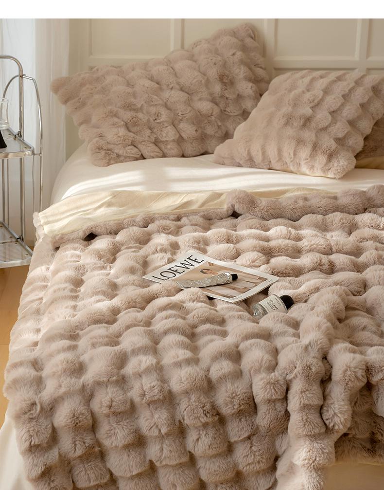 Утолщенное фланелевое зимнее одеяло: Шаль из кроличьего меха, кораллового флиса для офисного сна, кондиционирования воздуха и использования на диване