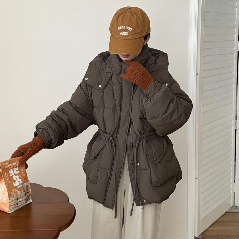 Высококачественная куртка-пуховик с утягивающим эффектом для женщин 2024 года, зимняя новая модная тонкая теплая куртка из белого утиного пуха, устойчивая к холоду