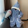 Женская милая пижама с капюшоном в виде акулы: Утолщенный коралловый флис для тепла, идеально подходит для зимнего отдыха и ношения на улице.