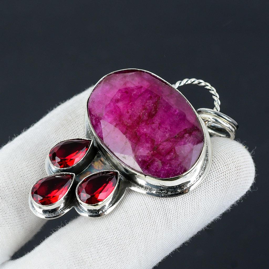 Kashmir Ruby, Red Garnet Gemstone Silver Pendant, 925 Sterling Silver Jewelry Pendant, Kashmir Ruby Pendant For Women, Ruby Pendant For Her