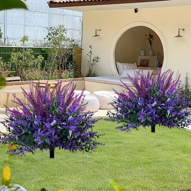 Lavender Artificial Ground Inserted with Nails Detachable Indoor and Outdoor Plastic Artificial Flowers Artificial Plants.