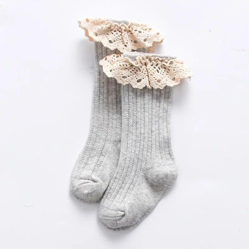 Носки для маленьких девочек, весенне-осенние полосатые кружевные детские длинные носки принцессы, повседневные спортивные носки для детей от 0 до 5 лет