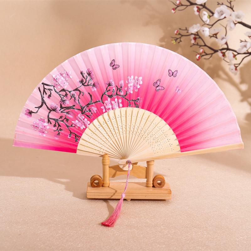 Китайские старинные тканевые веера с деревянной ручкой, художественные цветочные узоры, складной веер для классических танцев, инструмент для выступлений на вечеринках
