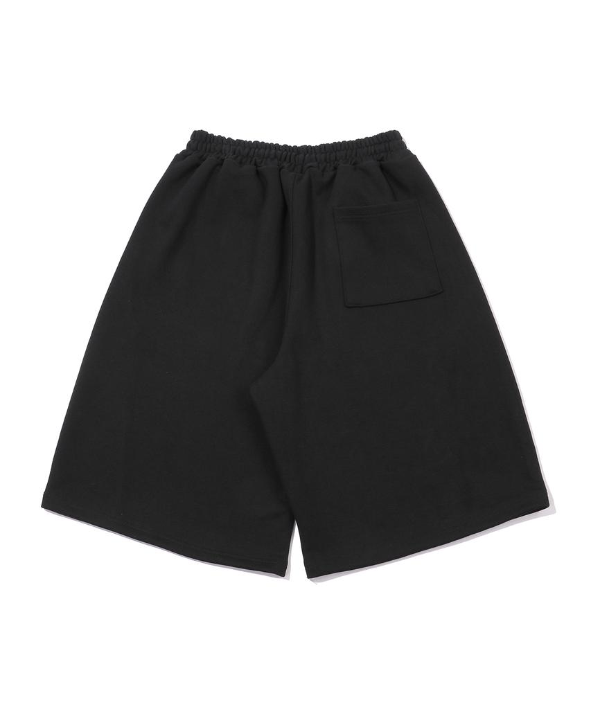 GNOK Curved Sweat Shorts [Black]