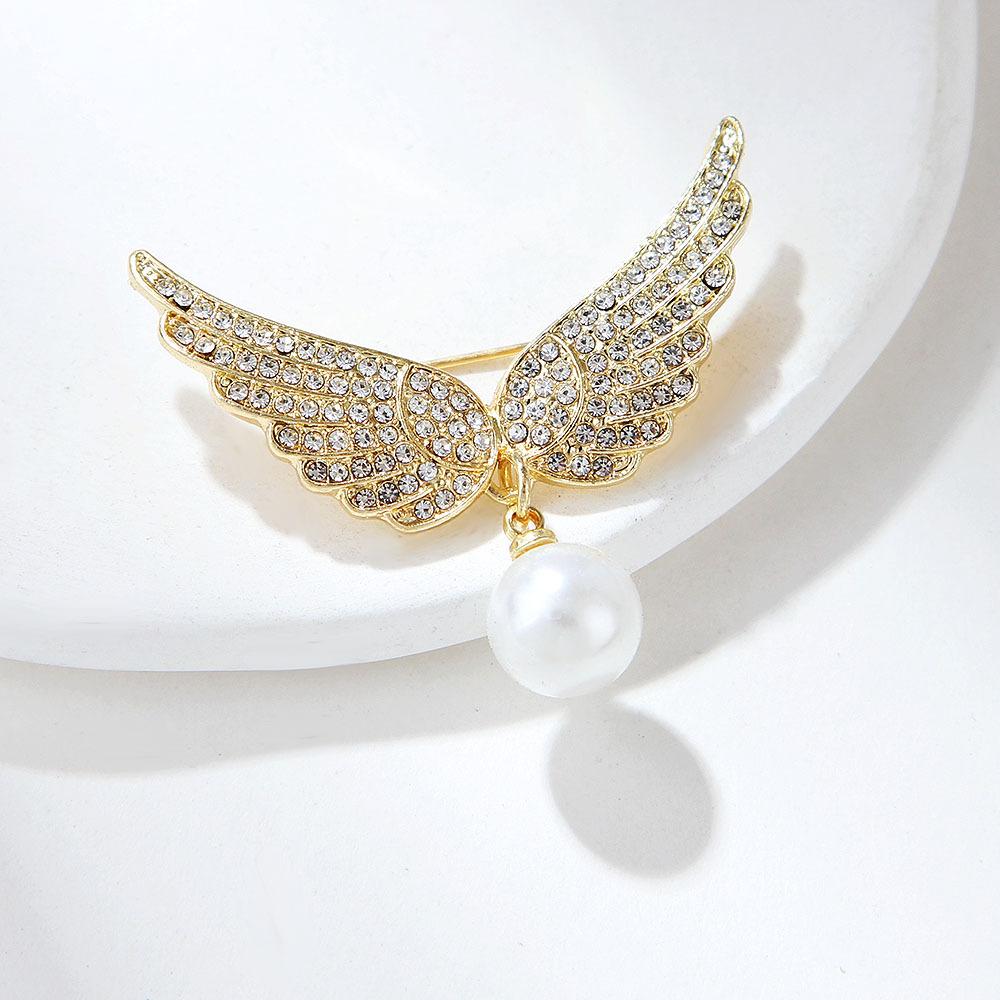 Брошь Love Angel Wings Женская Анти-светлая Полный Бриллиант Четыре Сезона Универсальная Булавка Нишевые Дизайнерские Аксессуары